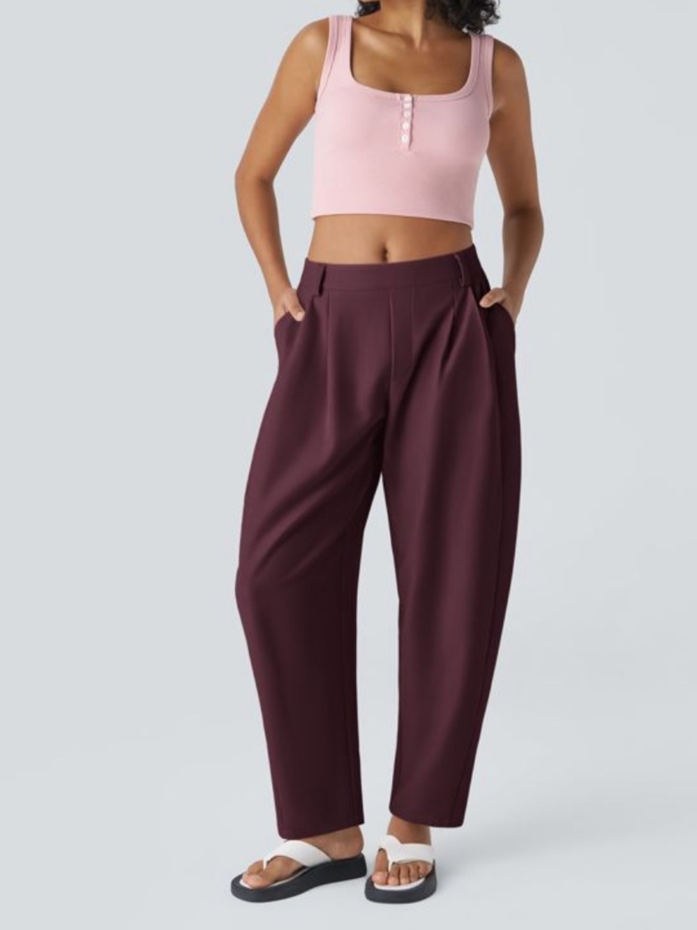 Mid rise pocket barrel baggy HALARA Cropped Pleated Trousers in Wine
